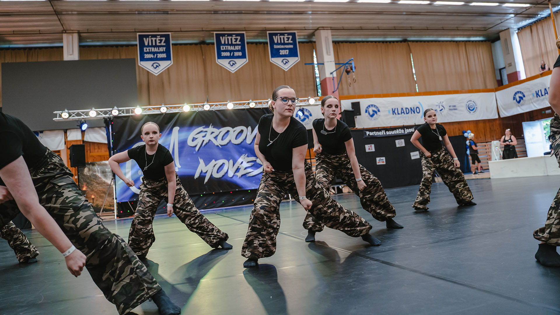Dance Harmony složka